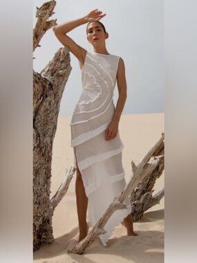 NWT Georgia Hardinge Opal Dress. White. Size UK 8/US 4